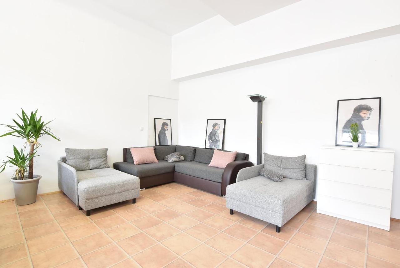 Huge Apartment In Awesome Location With Parking إنسبروك المظهر الخارجي الصورة