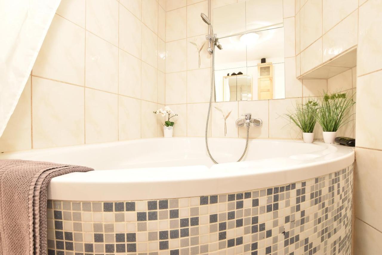 Huge Apartment In Awesome Location With Parking إنسبروك المظهر الخارجي الصورة